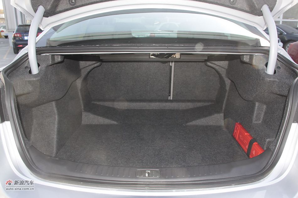 2012款迈锐宝2.4L自动豪华版