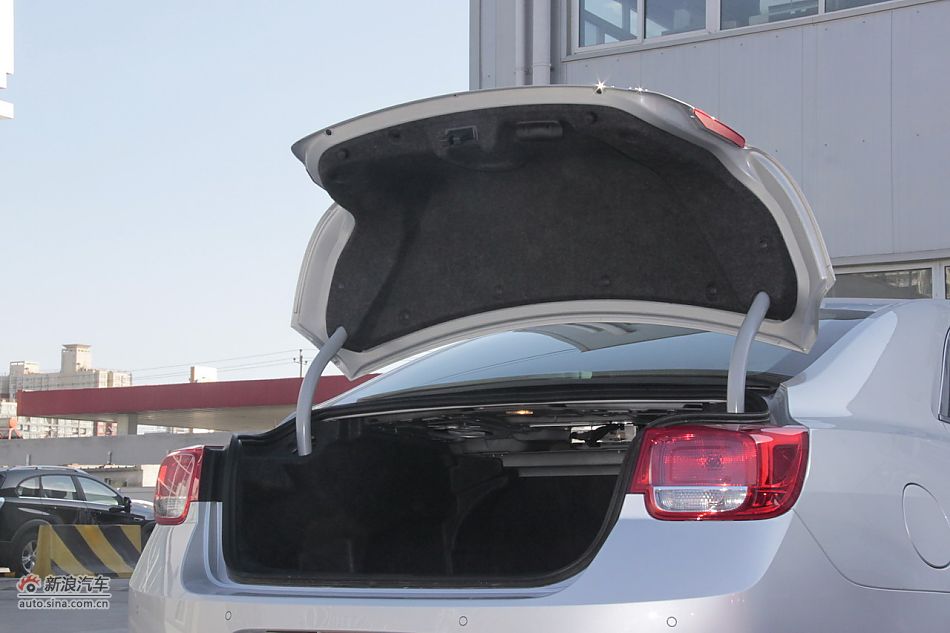 2012款迈锐宝2.4L自动豪华版