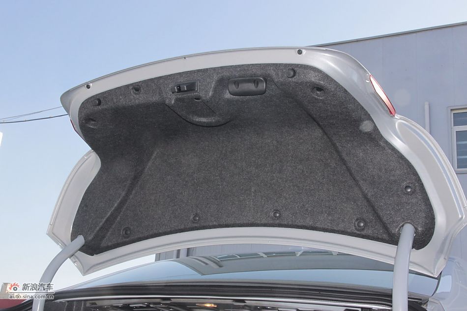 2012款迈锐宝2.4L自动豪华版