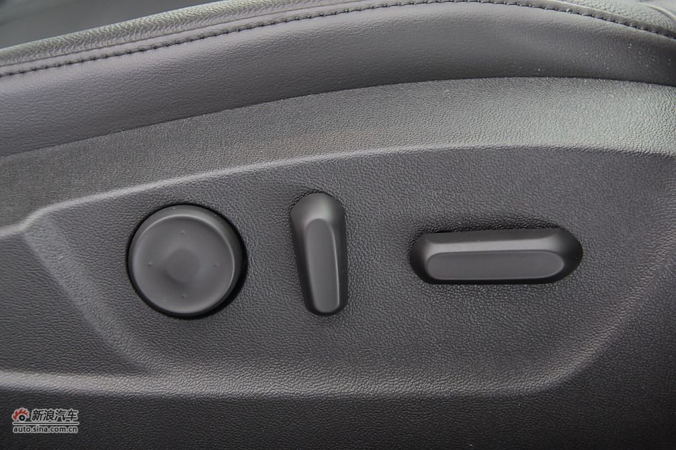 2012款迈锐宝2.4L自动旗舰版