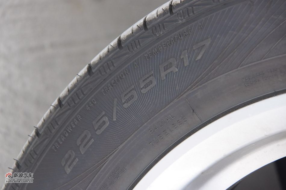 2012款迈锐宝2.4L自动豪华版