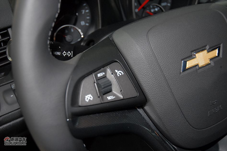 2012款上海通用雪佛兰迈锐宝