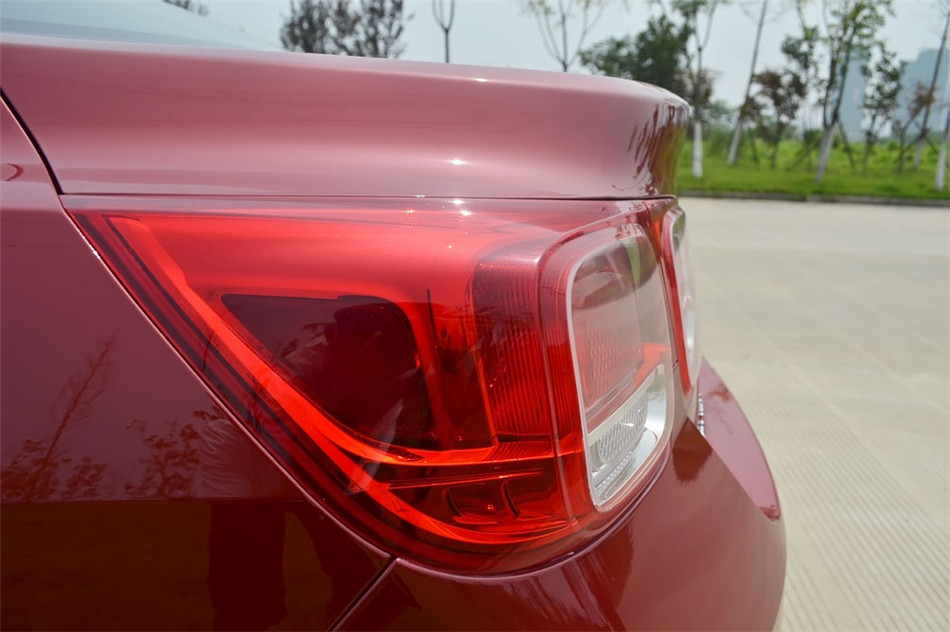 迈锐宝 2013款 2.0L AT 豪华版