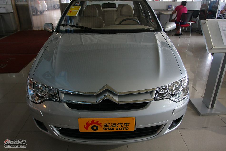 车辆外观及外部细节