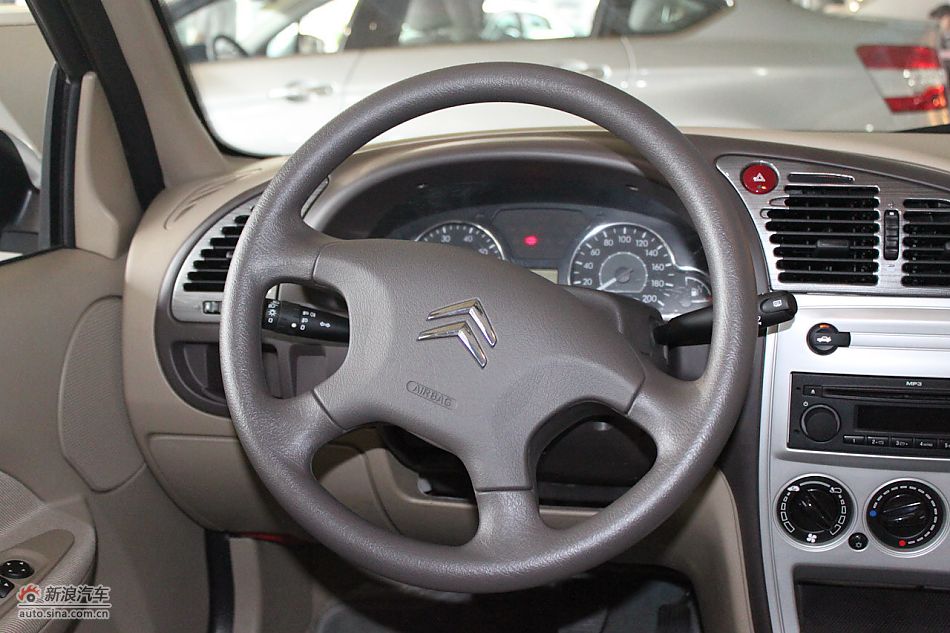 内饰及内部细节