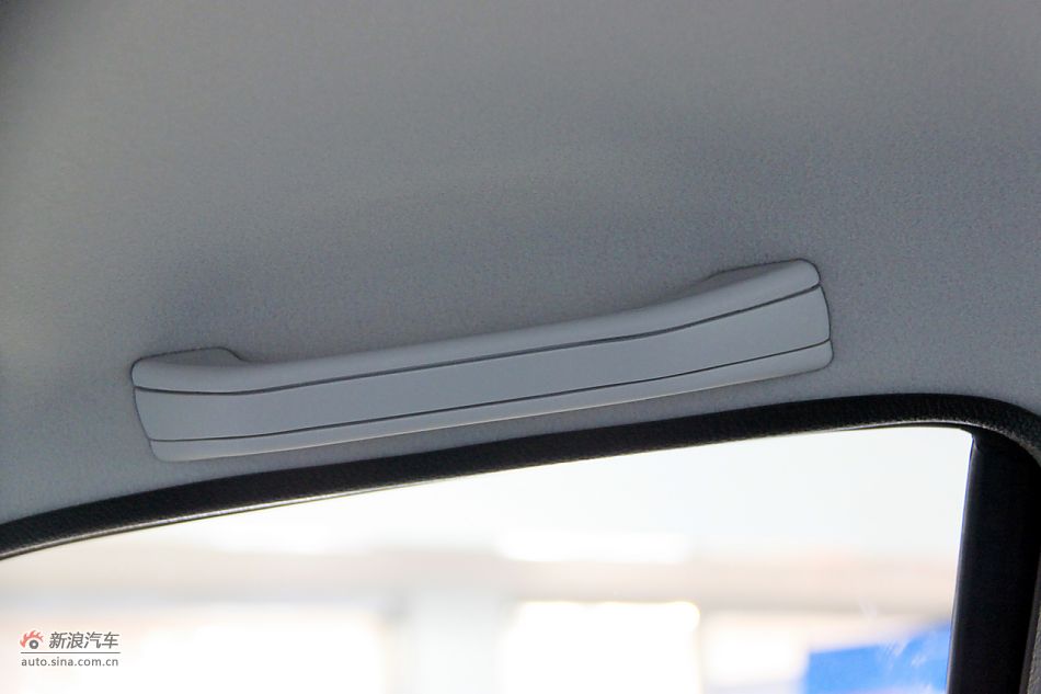 2011款爱丽舍高清到店实拍