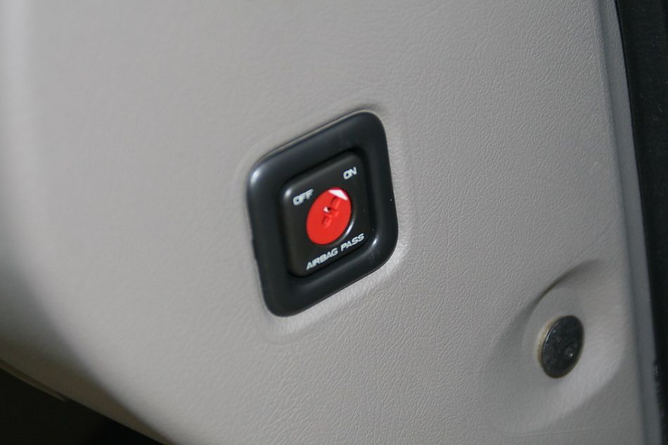 神龙汽车爱丽舍内饰