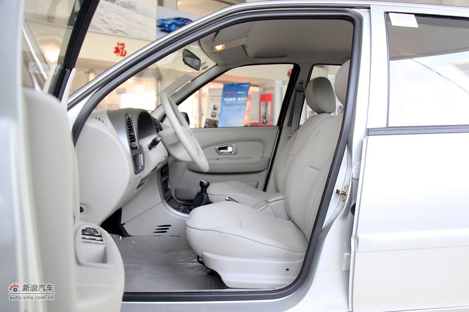 2011款爱丽舍高清到店实拍