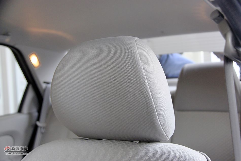 2011款爱丽舍高清到店实拍