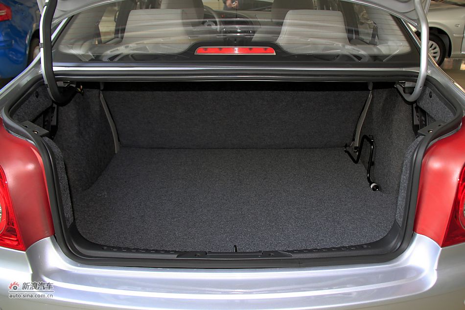 2011款爱丽舍高清到店实拍