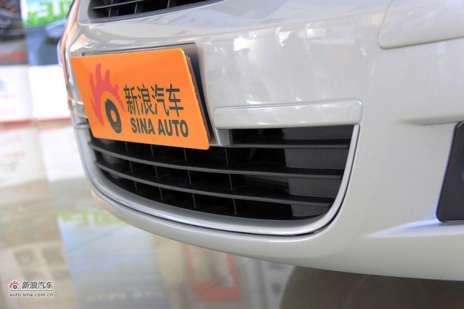 2011款爱丽舍高清到店实拍