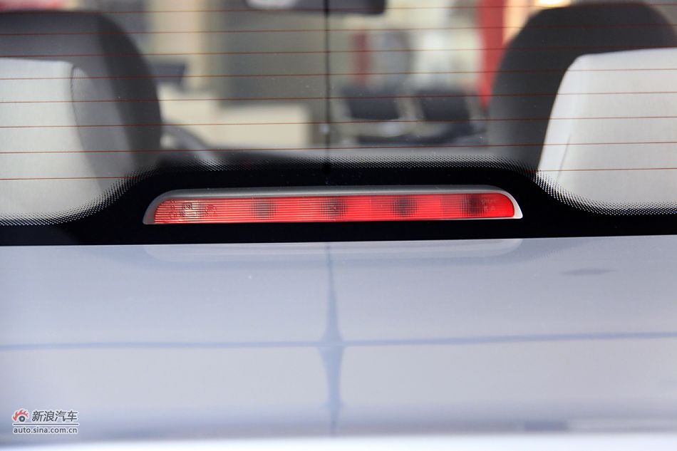 2011款爱丽舍高清到店实拍