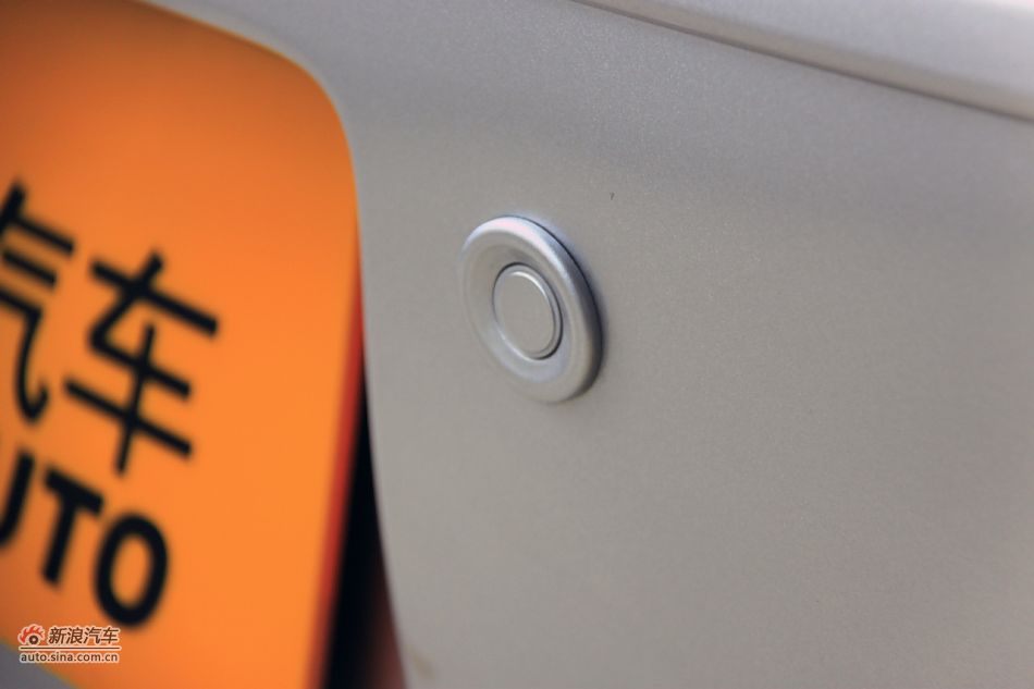 2011款爱丽舍高清到店实拍