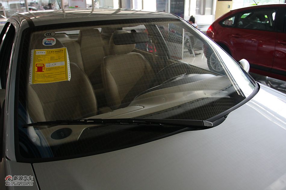 车辆外观及外部细节