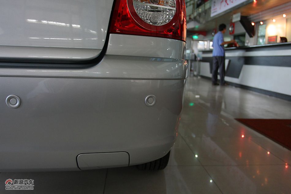 车辆外观及外部细节