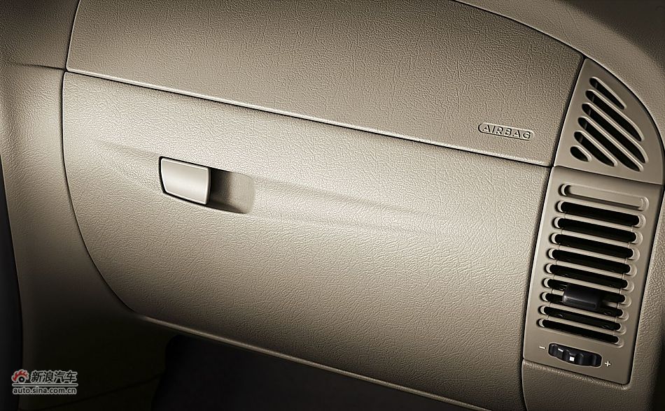 2011款东风雪铁龙爱丽舍