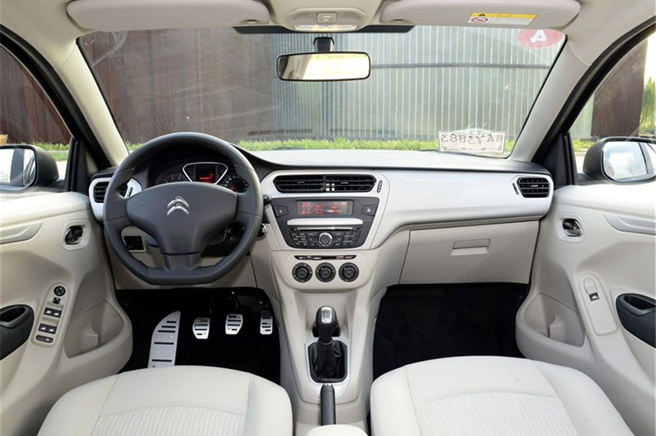 2014款爱丽舍 1.6L手动舒适型