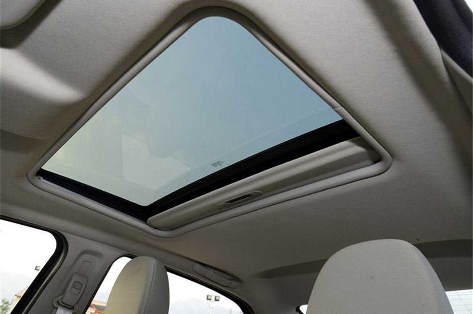 2014款爱丽舍 1.6L手动舒适型