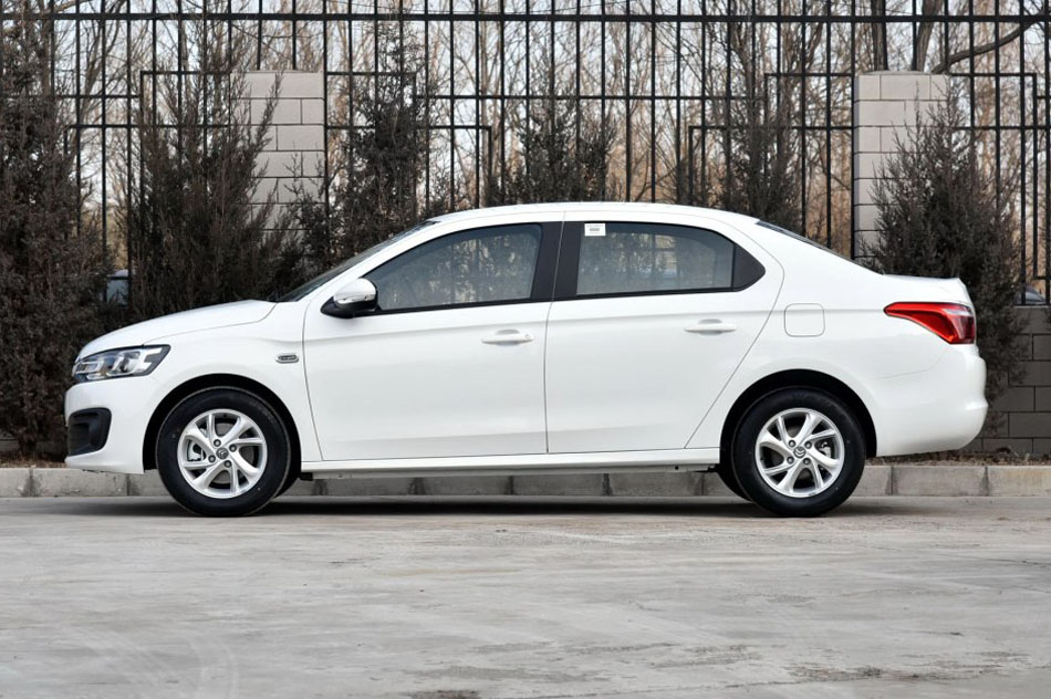 2017款 1.6L 手动时尚型 外观