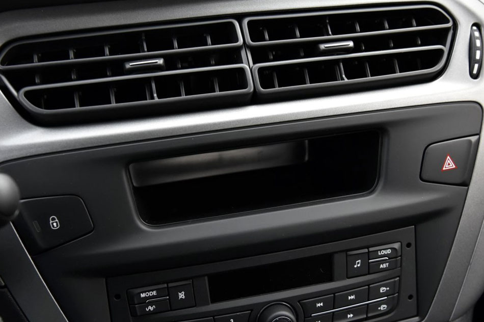 2017款 1.6L 手动时尚型 内饰