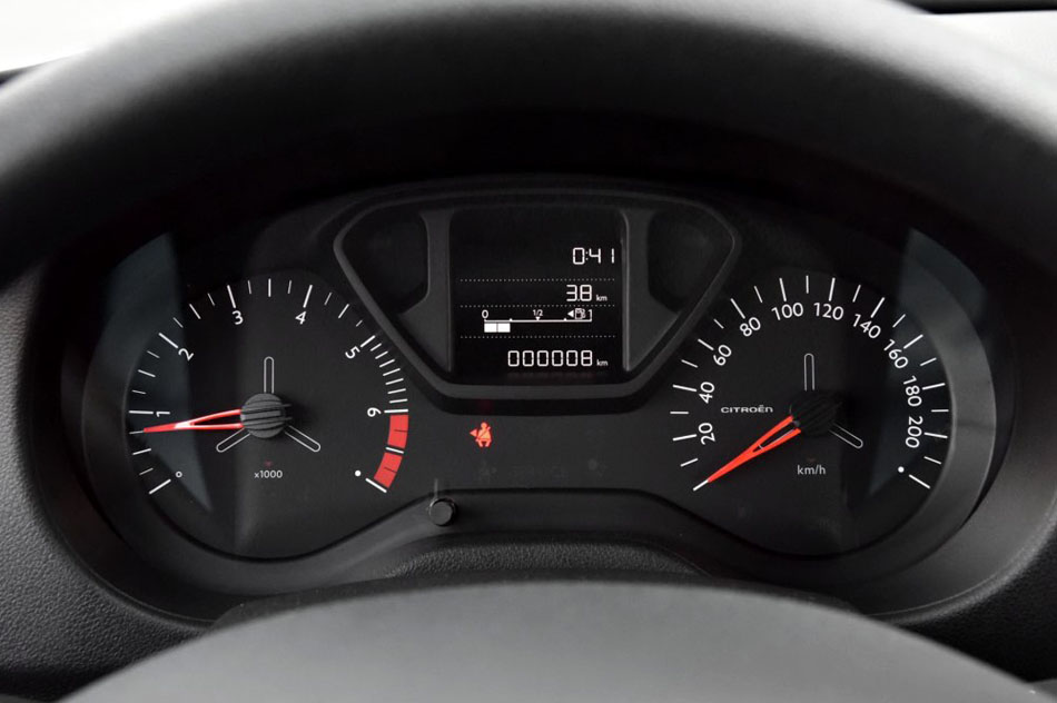 2017款 1.6L 手动时尚型 内饰