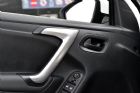 2017款 1.6L 手动时尚型 座椅空间