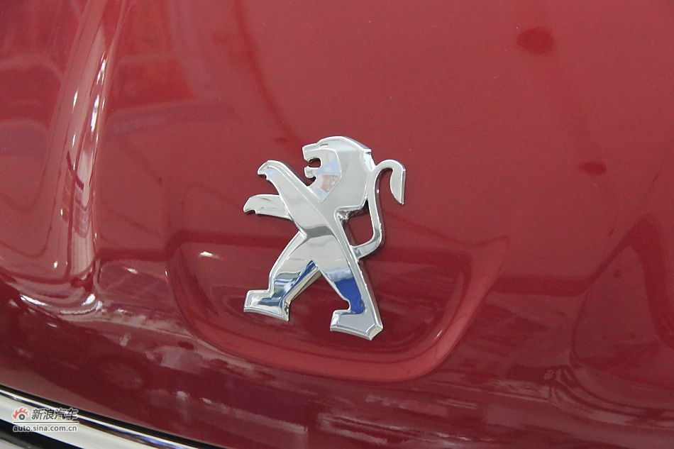 2012款东风标致308三厢2.0L手动风尚版