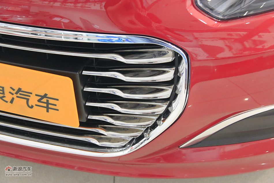 2012款东风标致308三厢2.0L手动风尚版