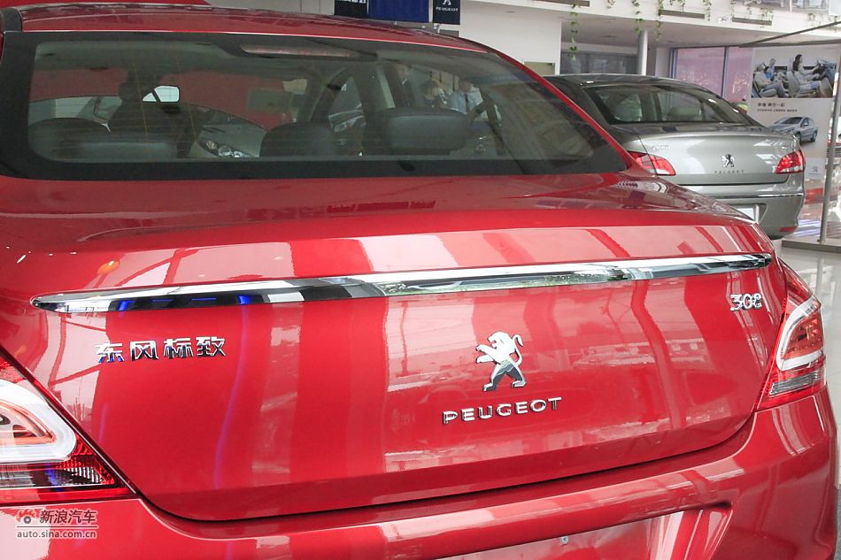 2012款东风标致308三厢2.0L手动风尚版