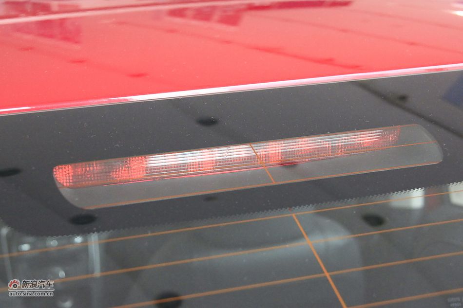 2012款东风标致308三厢2.0L手动风尚版