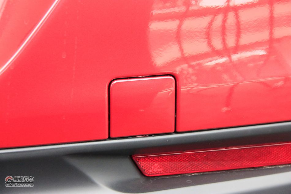 2012款东风标致308三厢2.0L手动风尚版