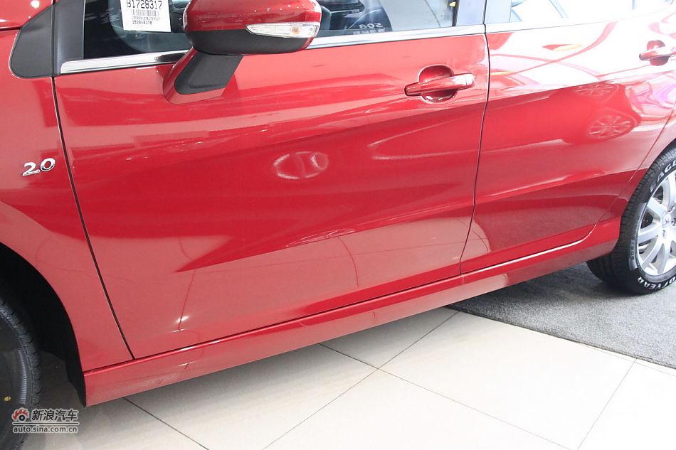 2012款东风标致308三厢2.0L手动风尚版