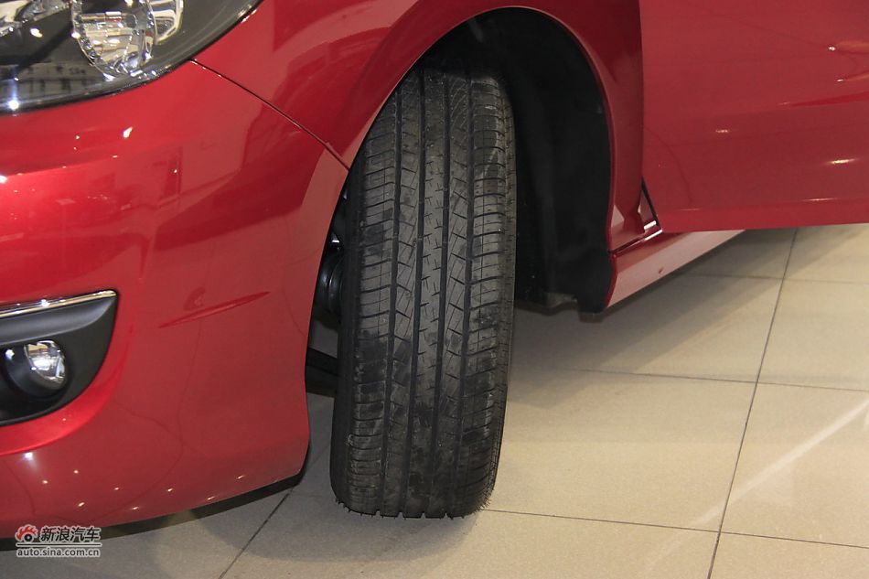 2012款东风标致308三厢2.0L手动风尚版