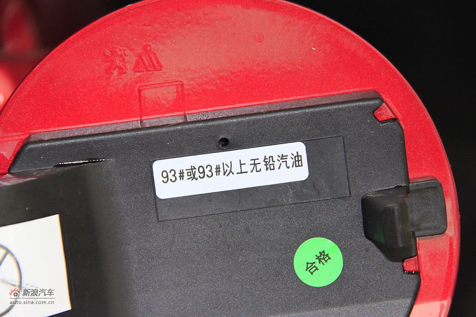 2012款东风标致308三厢2.0L手动风尚版