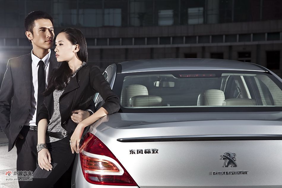 东风标致308官方图