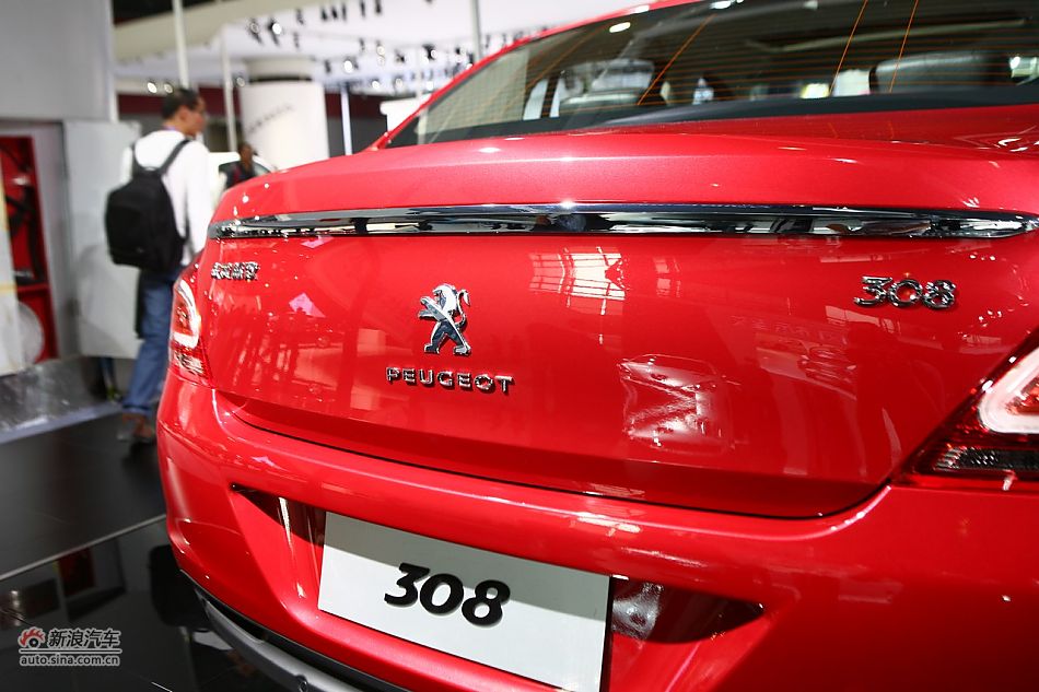 东风标致308