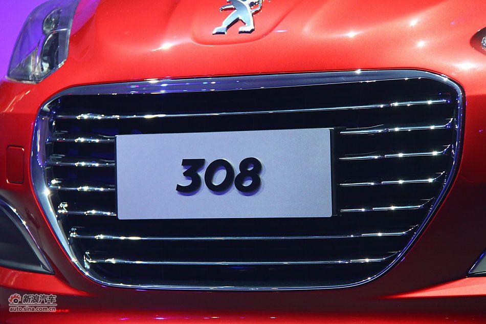 东风标致308上市现场图 图为东风标致308细节