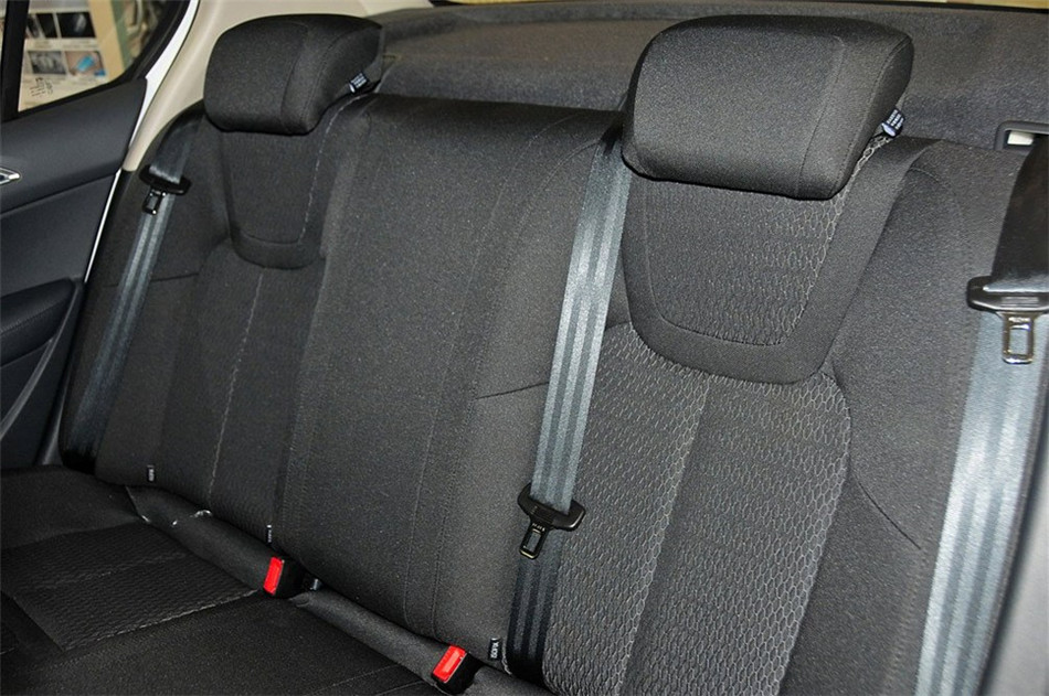 2013款标致308 1.6L自动风尚型