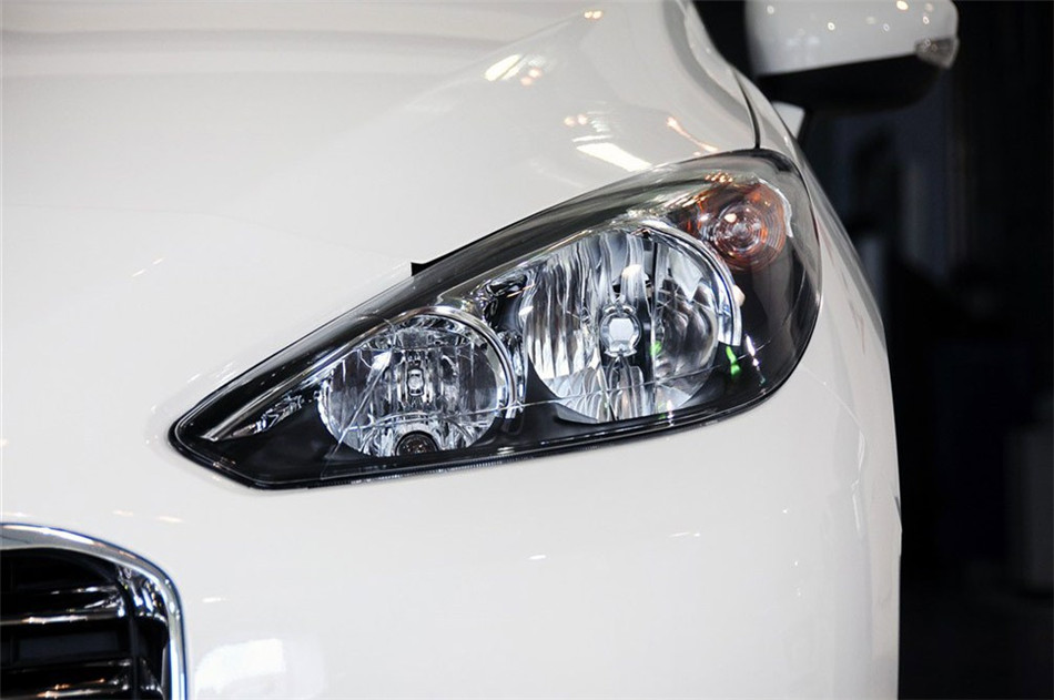 2013款标致308 1.6L自动风尚型