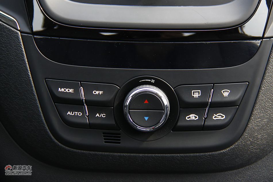 上汽MG5内饰功能实拍