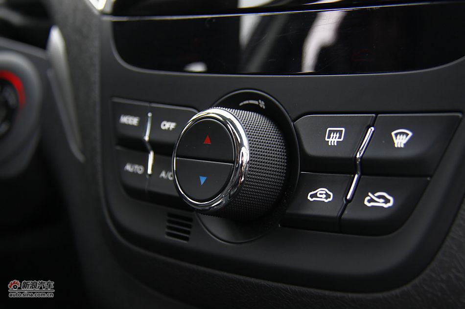 上汽MG5内饰功能实拍