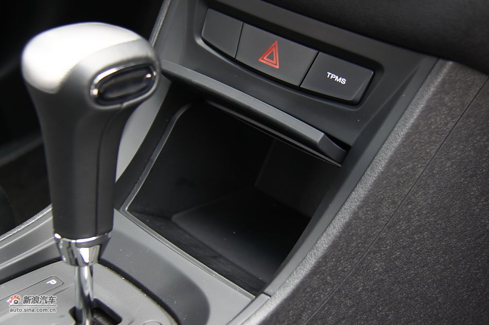 上汽MG5座椅空间实拍