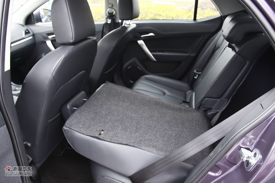 上汽MG5座椅空间实拍