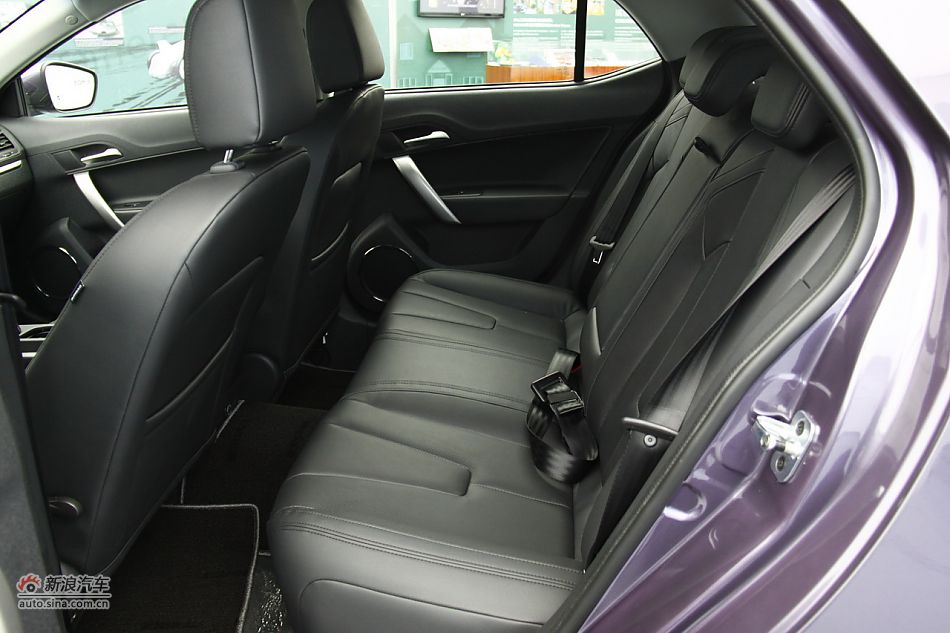 上汽MG5座椅空间实拍