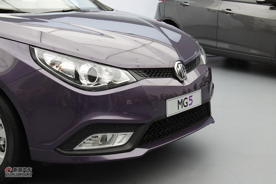 上汽MG5外观细节实拍