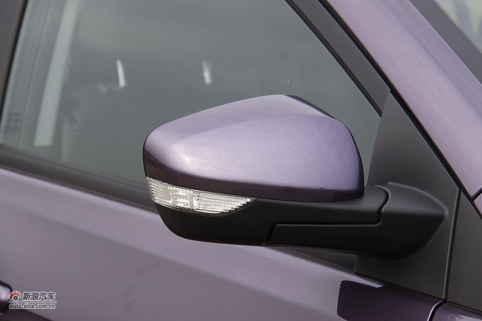 上汽MG5外观细节实拍