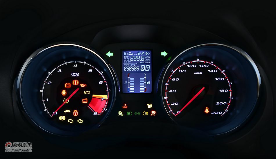 上汽MG5官方图片