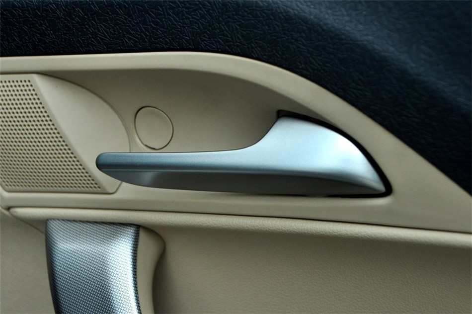 MG5 2012款 1.5L AT 领航版 空间