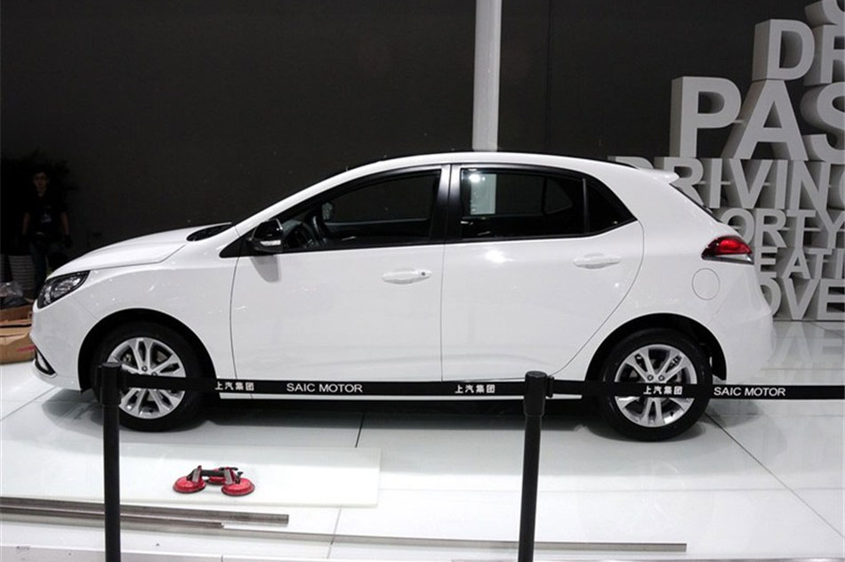 2014款MG5 1.5T自动旗舰型