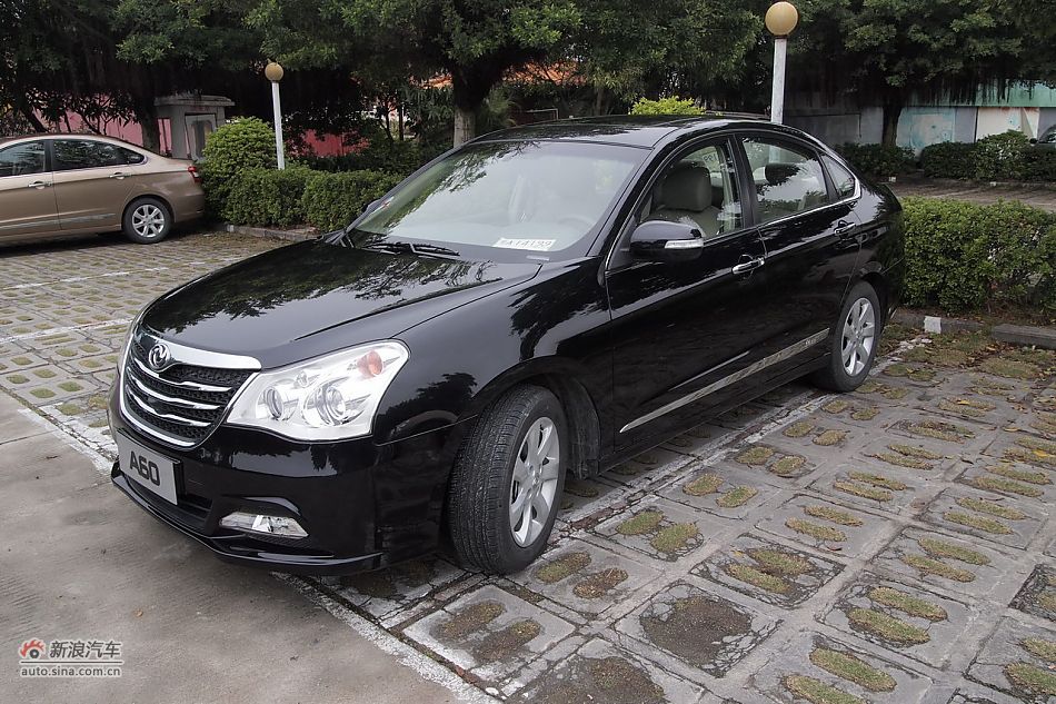 东风风神A60外观